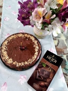 Вкусна торта с шоколад само за 20 минути